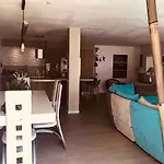 Moderne Avec Piscine *